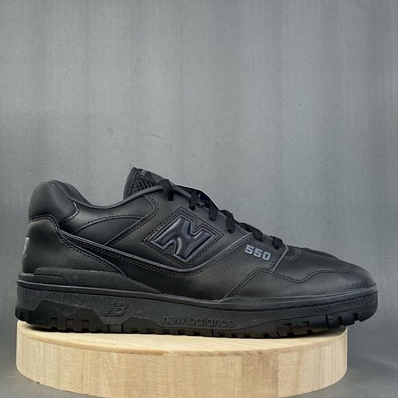 New Balance 550 Triple Black Sneaker shoe with Arch Support mens size 11